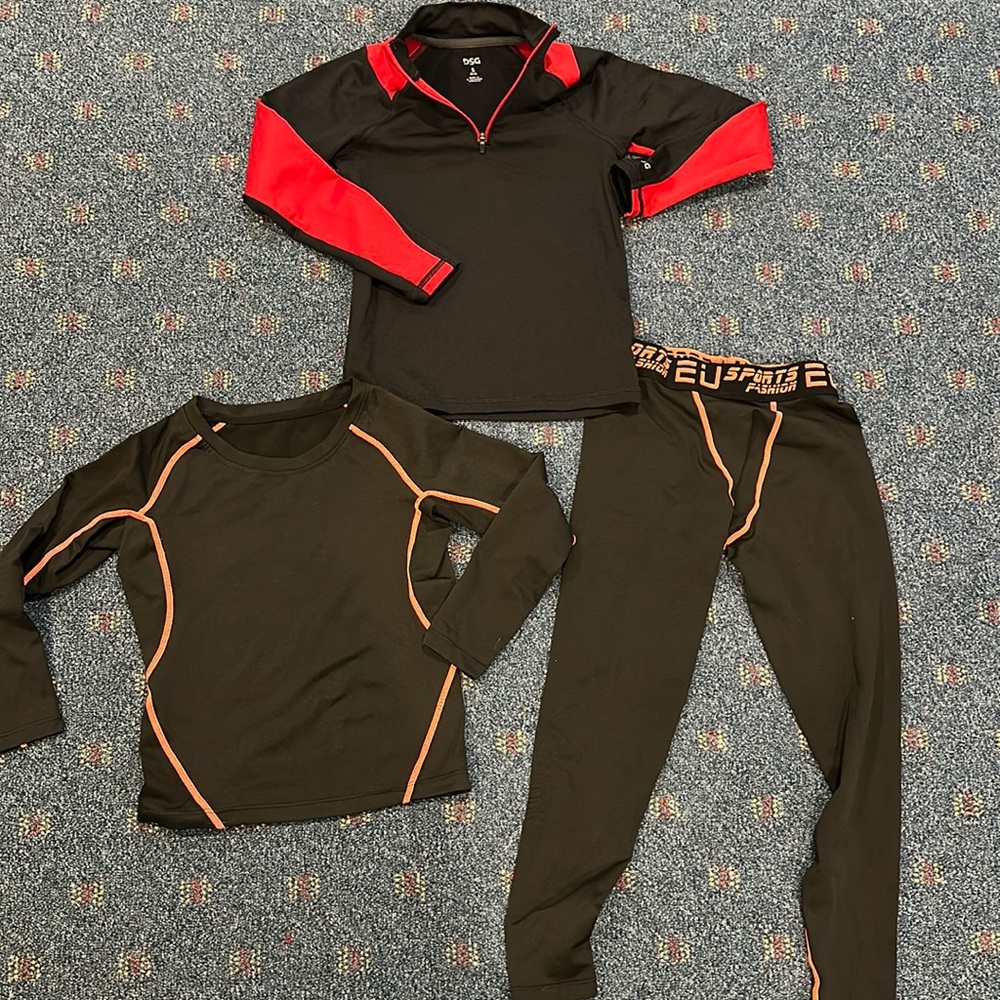 Kids sports base layer two shirts and one pants